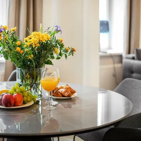 アパート #Stayhere - Authentic & Luxurious 2Bdr Heart Of Old Town ヴィリニュス