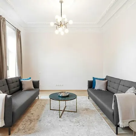 #Stayhere - Authentic & Luxurious 2Bdr Heart Of Old Town Apartment Vilnius
