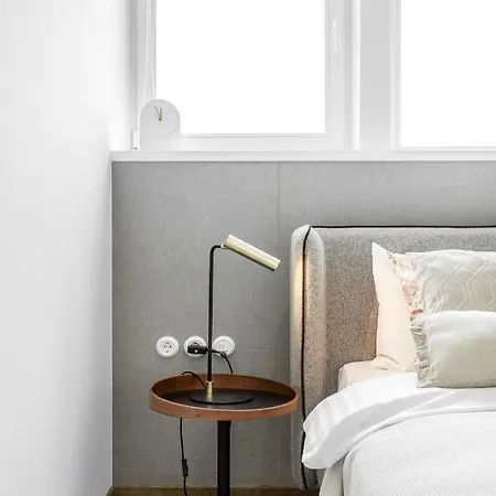 アパート #Stayhere - Authentic & Luxurious 2Bdr Heart Of Old Town ヴィリニュス